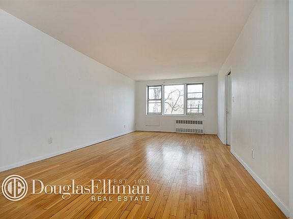 4th image of 679 W 239th St APT 6J