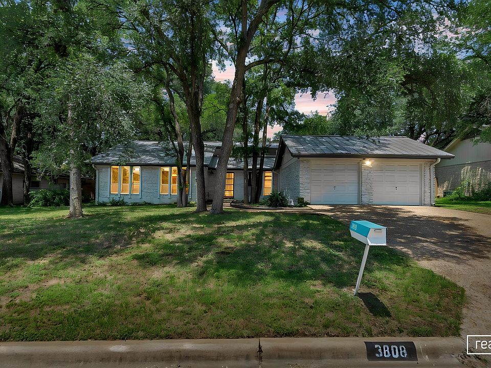 1st image of 3808 Oak Creek Dr