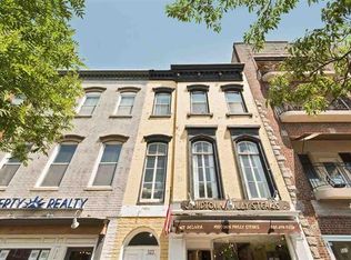 523 Washington St #2R, Hoboken, NJ 07030