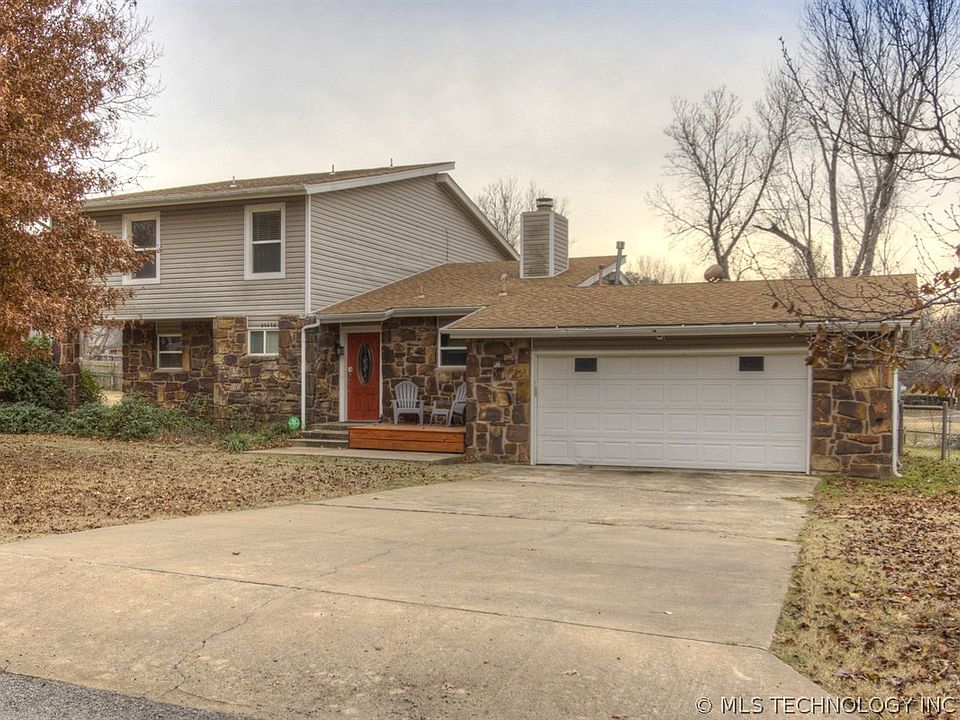 1st image of 23438 King Ct