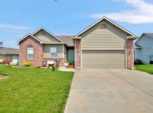 4602 E Falcon St, Wichita, KS 67220