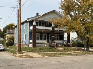 1313 S Main, Bloomington, IL 61701