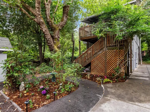 15990 Drake Road, Guerneville, CA 95446