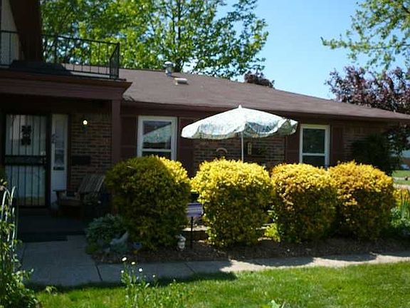 2nd image of 10059 E Penrith Dr
