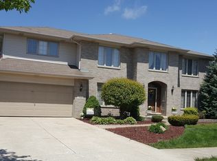 7900 Braeloch Ct, Orland Park, IL 60462