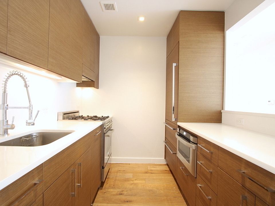 1st image of 325 Lexington Ave APT 4D