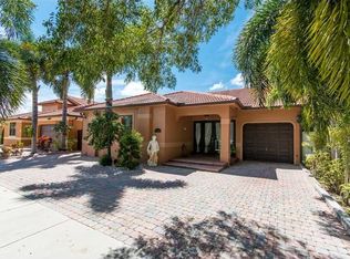 9172 NW 148th St, Miami Lakes, FL 33018