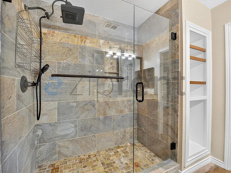 1012 Triple Crown Dr — Photo 23