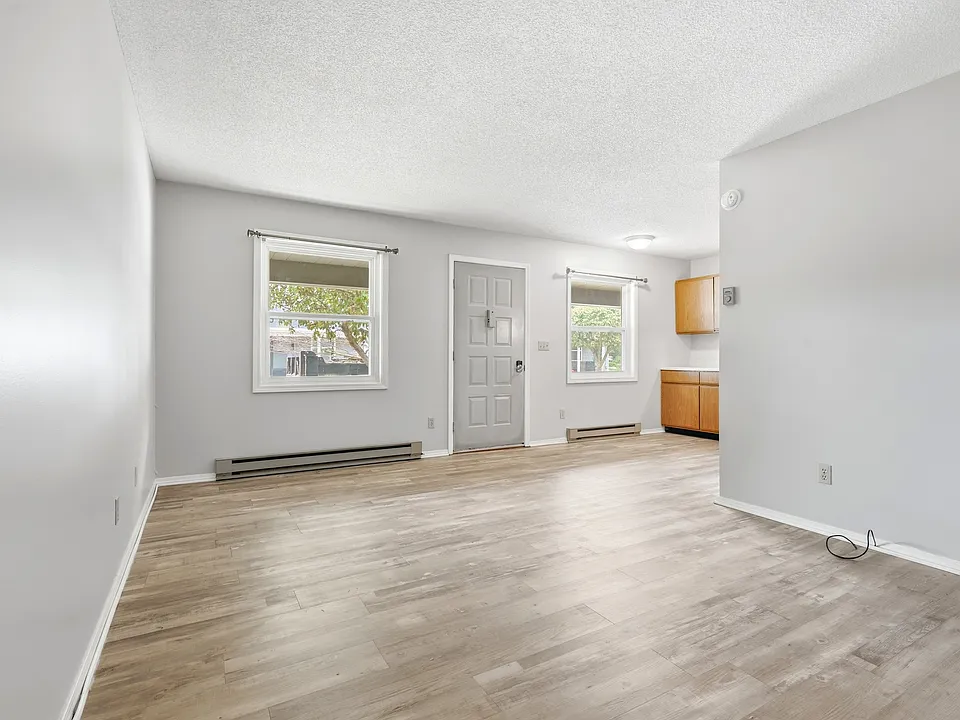 1496 E Kammerer Rd