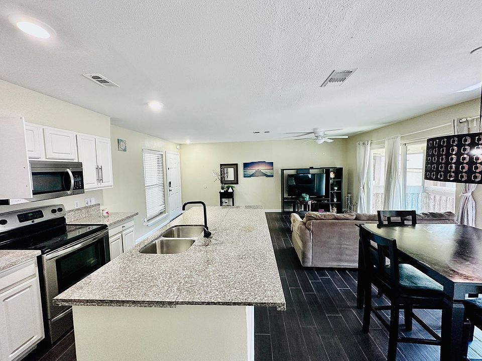 1st image of 2124 Burton Dr APT 261