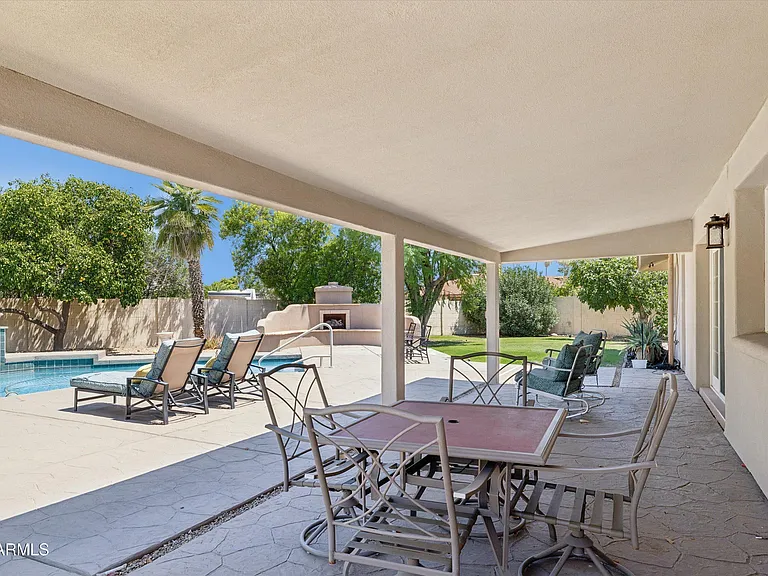 3526 E Sahuaro Dr — Photo 34
