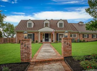 226 Lakeridge Dr, San Antonio, TX 78229