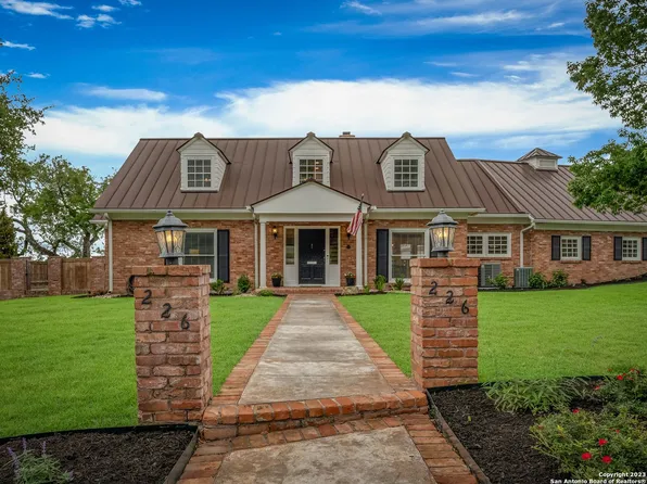 226 LAKERIDGE DR, San Antonio, TX 78229
