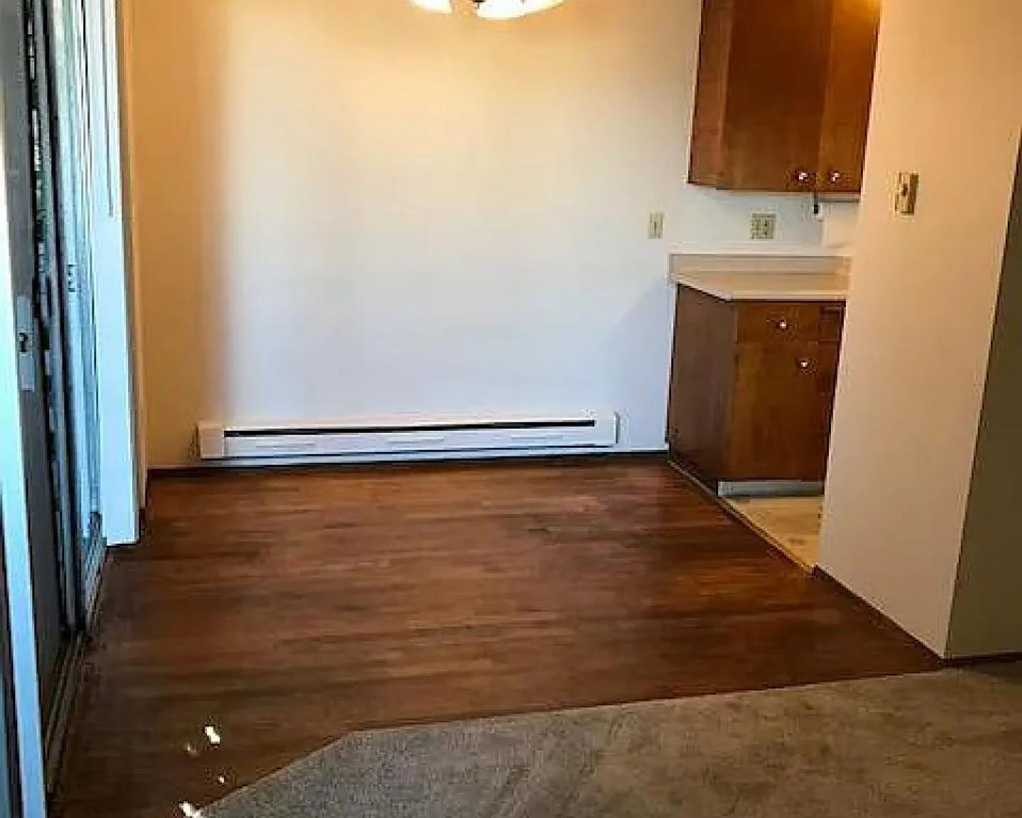 Lakeview Apartments — Photo 3