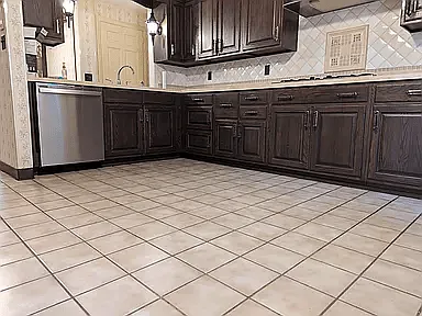 421 Wayne Ter, - 1 — Photo 2