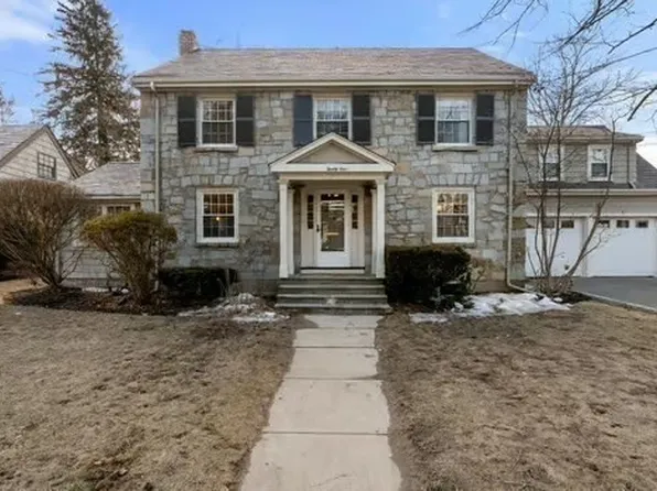 21 Sheldon Rd, Newton, MA 02459