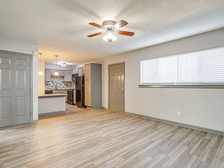 The Heights 76107 — Photo 27