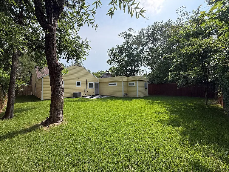 4843 Culmore Dr — Photo 7