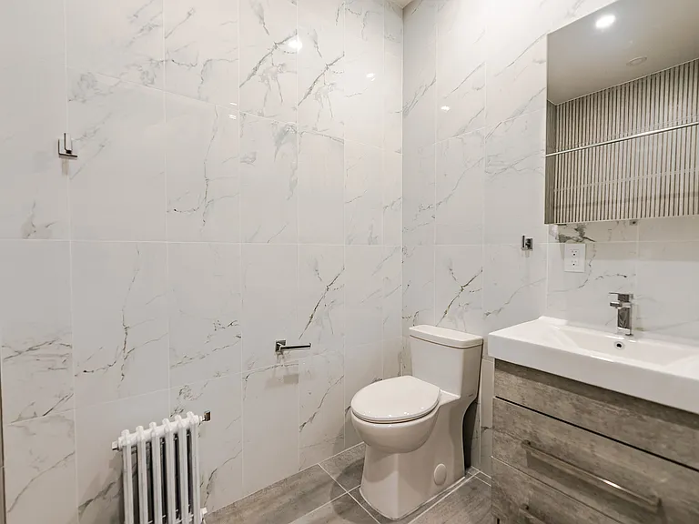 305 Harman St #1B — Photo 16