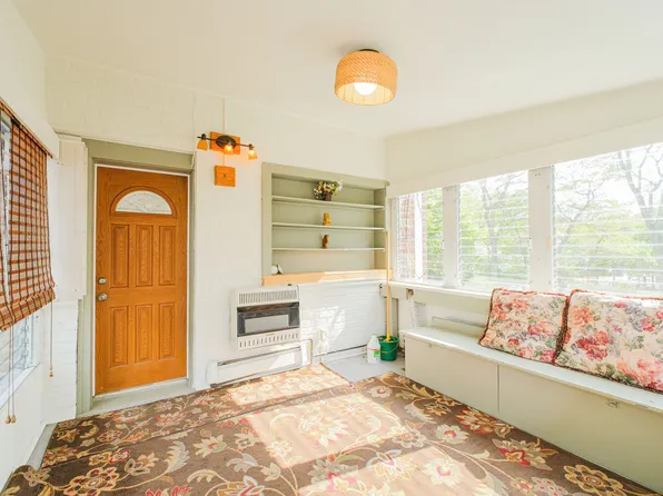 8884 17th Avenue image 13 of 31