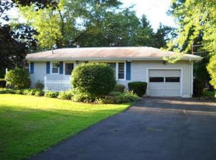 3785 Pleasant Dr, Hermitage, PA 16148