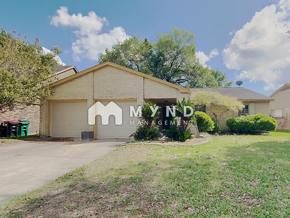 1st image of 22511 Red River Dr