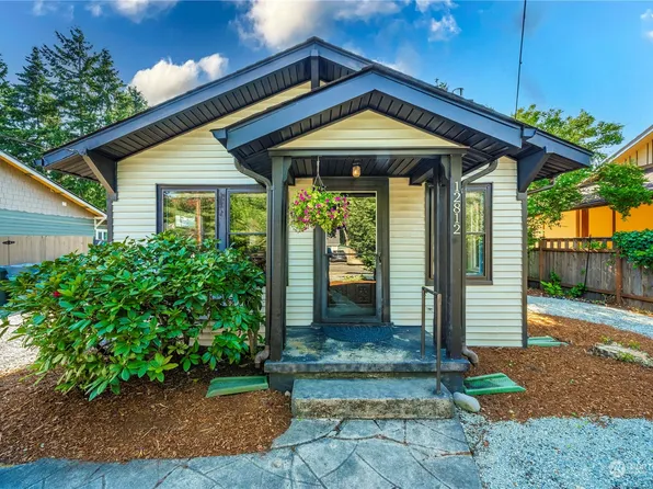 12812 Naomilawn Drive SW, Lakewood, WA 98498