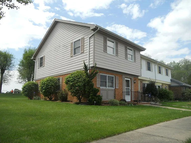213 Pelham Dr — Photo 15