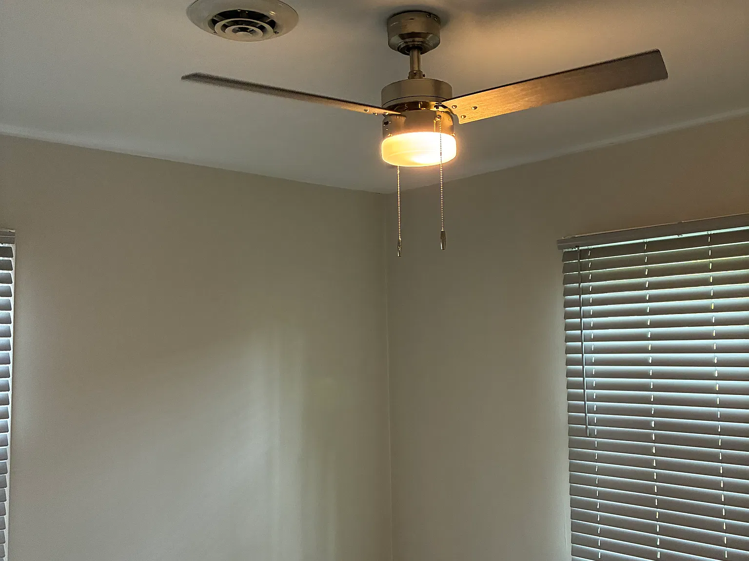 2 bed, 800 sqft, $1,150 — Photo 2