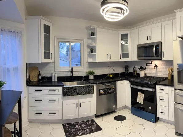 3847 North 55th STREET, Milwaukee, WI 53216