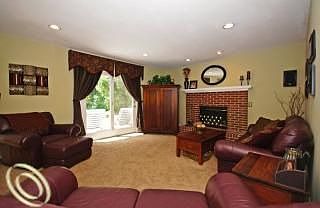 5th image of 6999 Foxcreek Dr #20