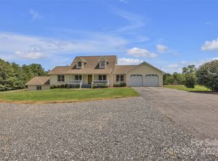 1144 Old Mountain Rd, Statesville, NC 28677