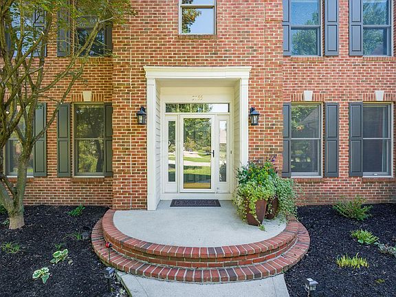 2nd image of 5755 Pintail Ct
