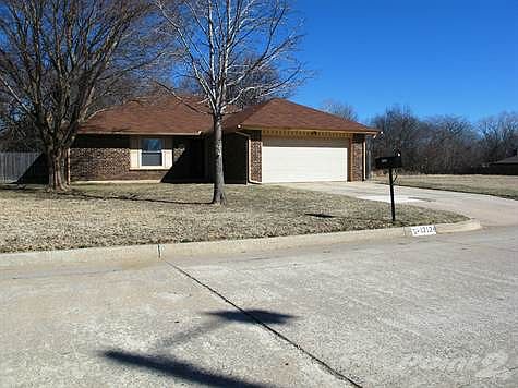 12121 Stockdale Place, Yukon, OK 73099 - Oklahoma Real Estate Crew (1)