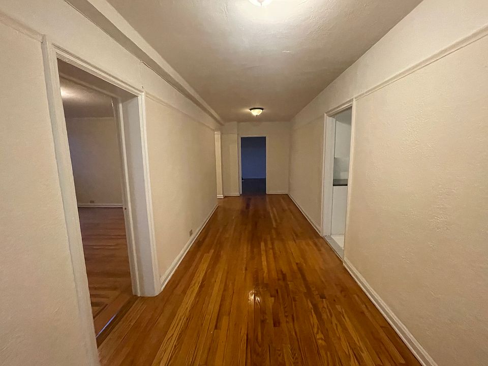 1st image of 2728 Henry Hudson Pkwy E #A22