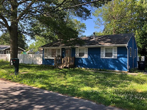 Front lawn of house
