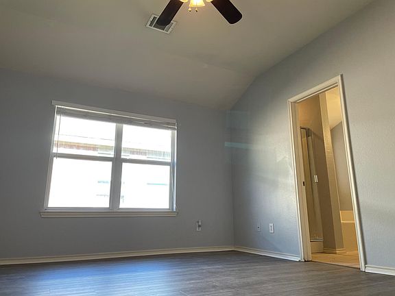 5th image of 6929 Willow Crest Dr