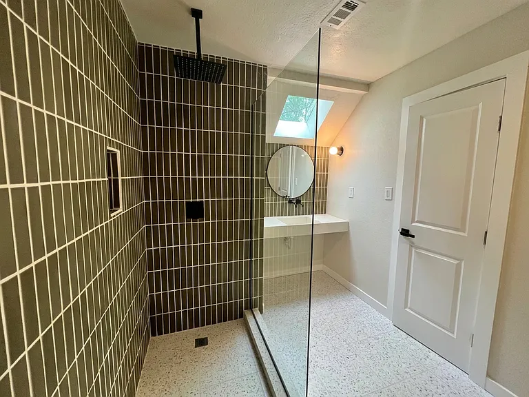 211 Mill Creek Dr — Photo 21