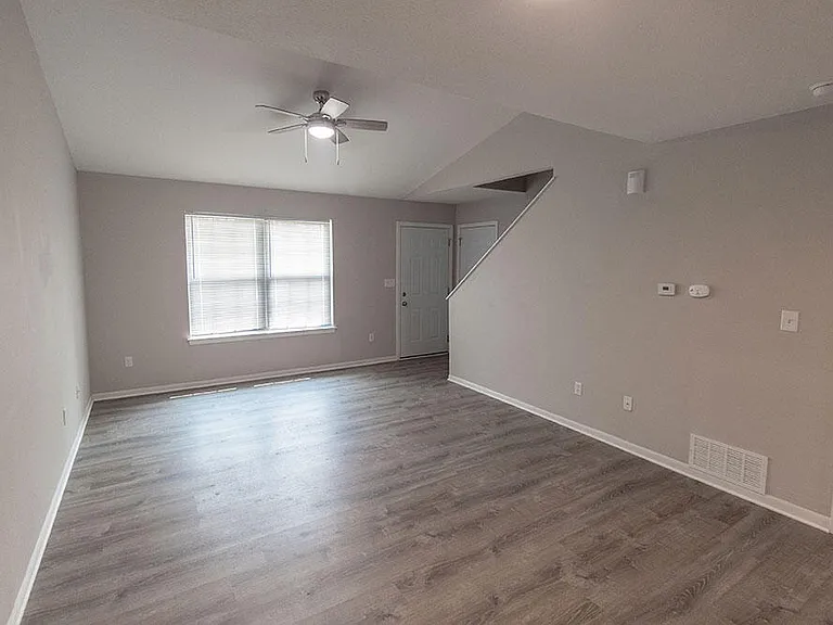 5211 Currituck Ln — Photo 5
