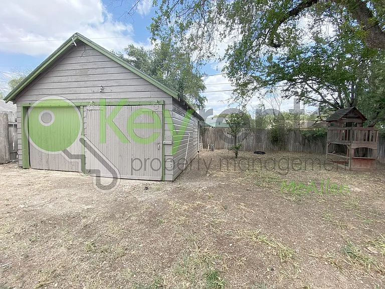1016 Laurel Ave — Photo 41