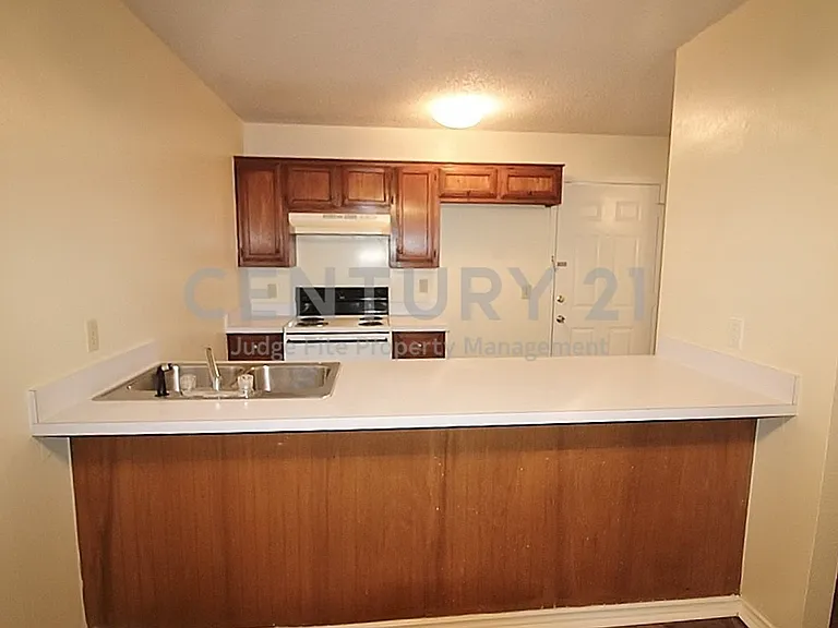 122 Country Bend Dr — Photo 4