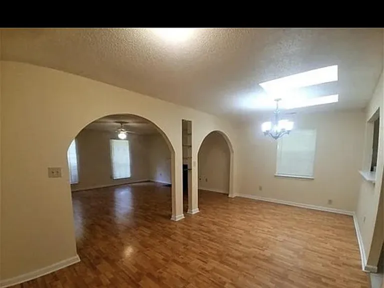 5350 Signal Ct — Photo 4