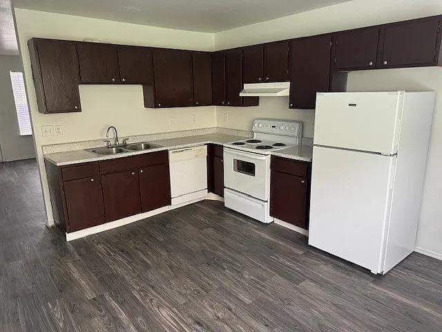 Mulberry Park Apartments — Photo 56