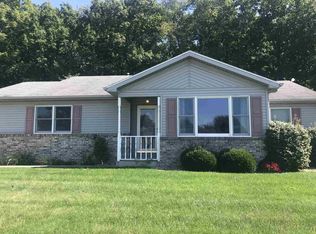 1406 Beckland Dr, Angola, IN 46703