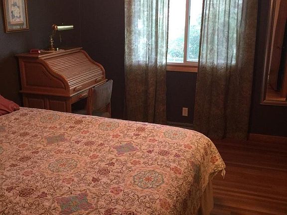 4th image of 418 Lee Dr