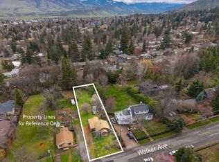 826 Walker Ave, Ashland, OR 97520