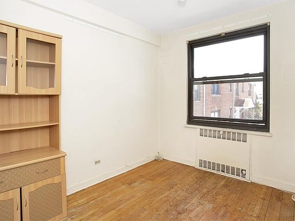 5th image of 155 E Hartsdale Ave APT 2B
