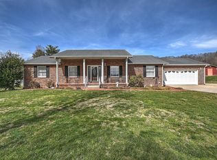 2006 Harrison Ave, Kingsport, TN 37665
