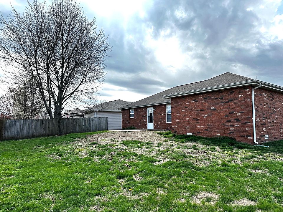 724 S Hazelnut Avenue, Springfield, MO 65802 Zillow