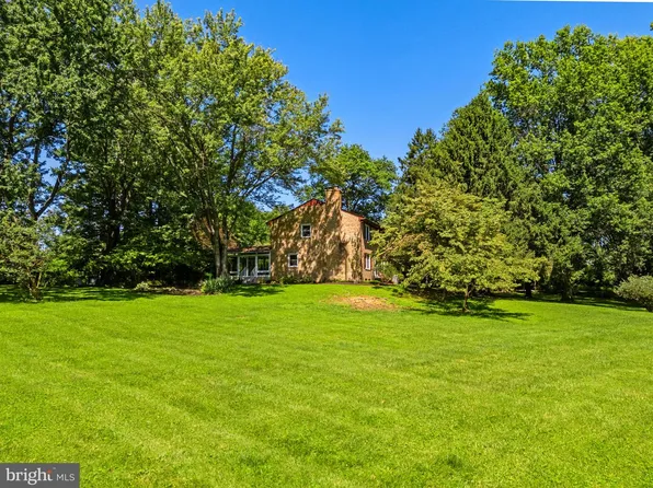 16318 Hidden Meadow Ln, Hamilton, VA 20158
